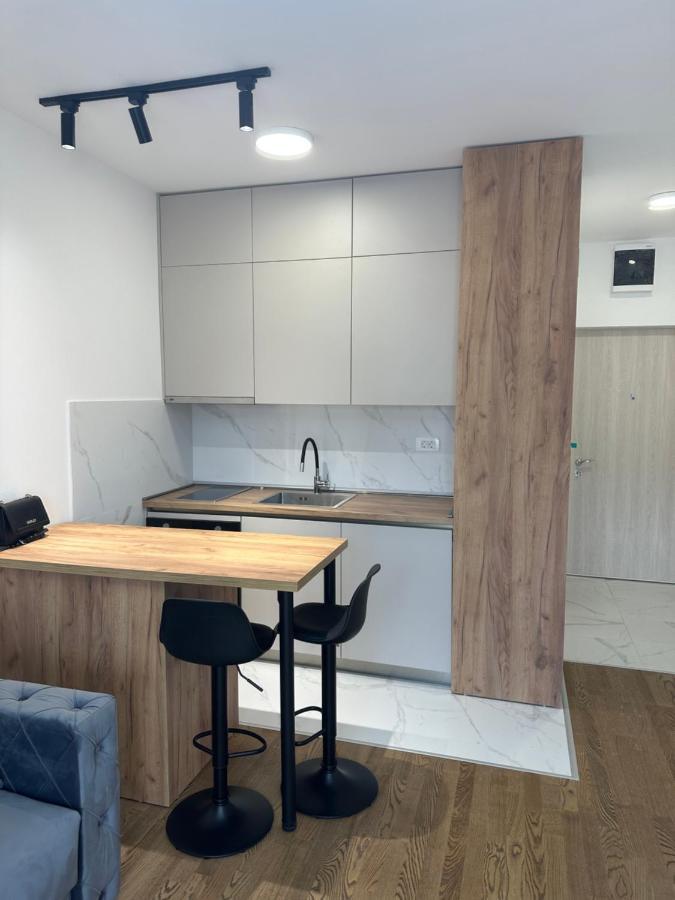 Luxury Apartments D&B Podgorica Eksteriør billede