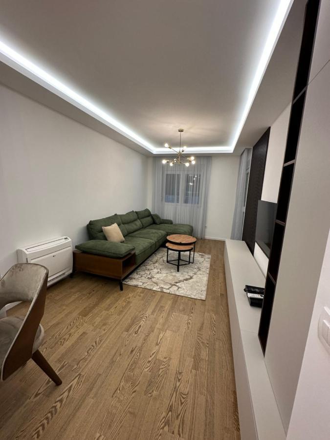 Luxury Apartments D&B Podgorica Eksteriør billede