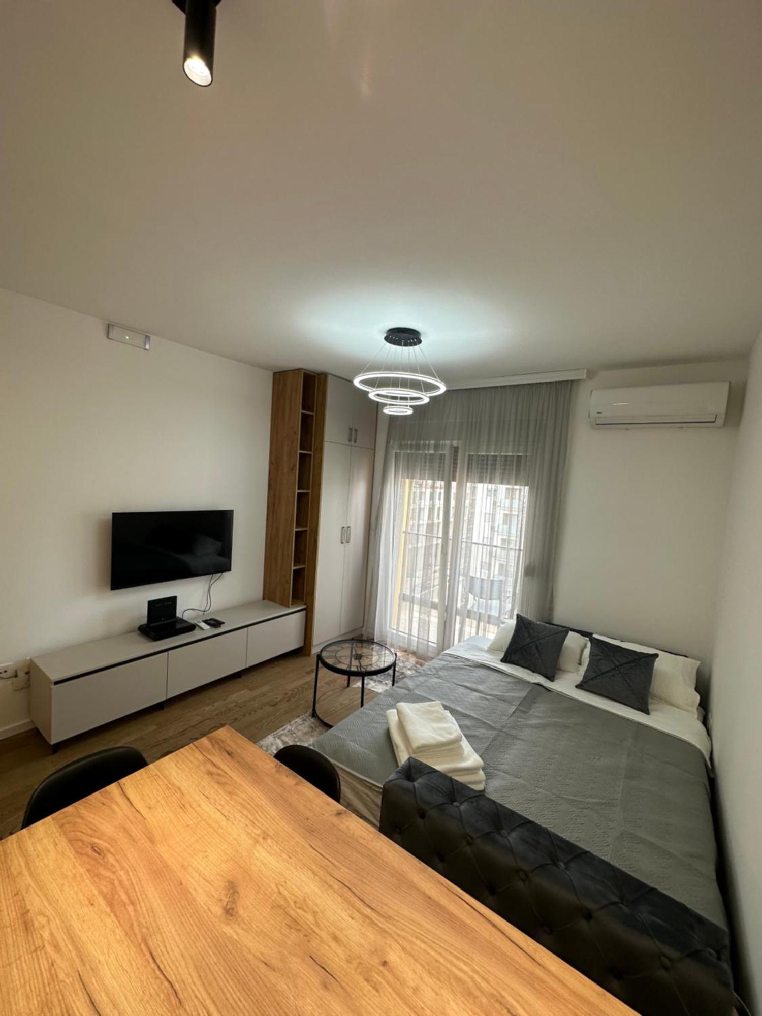 Luxury Apartments D&B Podgorica Eksteriør billede