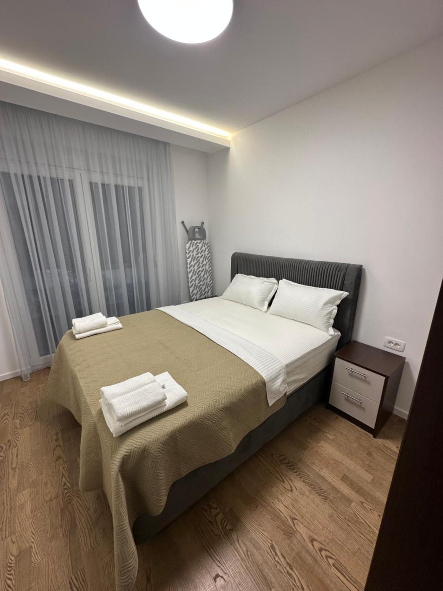 Luxury Apartments D&B Podgorica Eksteriør billede