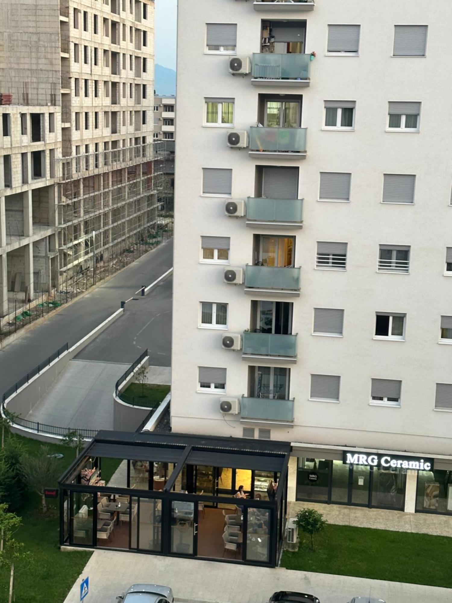 Luxury Apartments D&B Podgorica Eksteriør billede